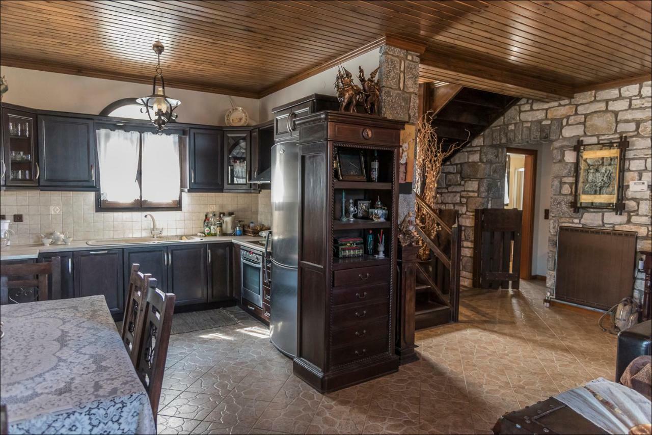 Stone Mansion Anavryti, Αμα 20569 Villa Misztrász Kültér fotó