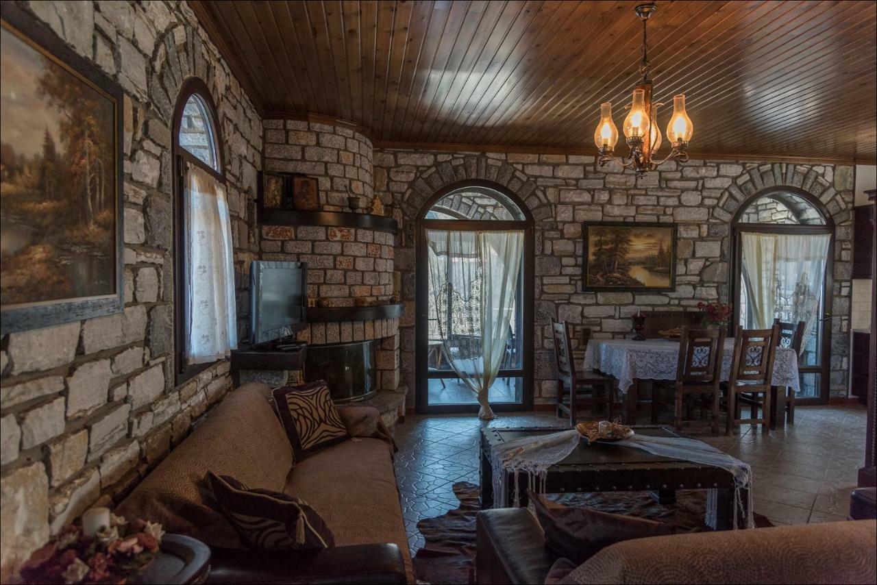 Stone Mansion Anavryti, Αμα 20569 Villa Misztrász Kültér fotó