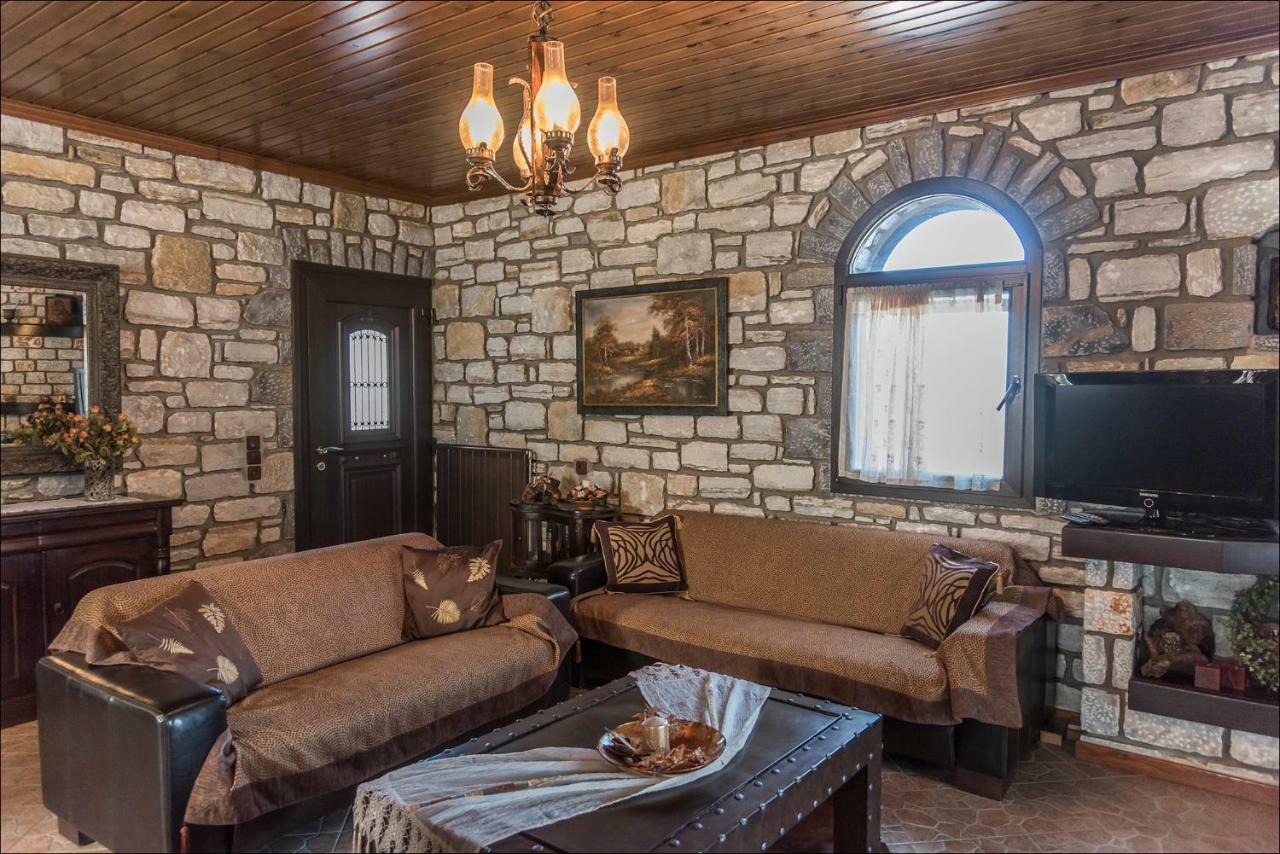 Stone Mansion Anavryti, Αμα 20569 Villa Misztrász Kültér fotó