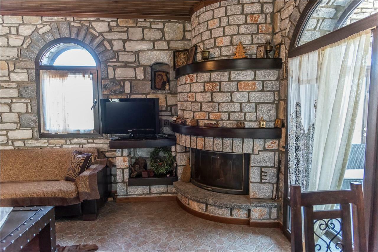 Stone Mansion Anavryti, Αμα 20569 Villa Misztrász Kültér fotó